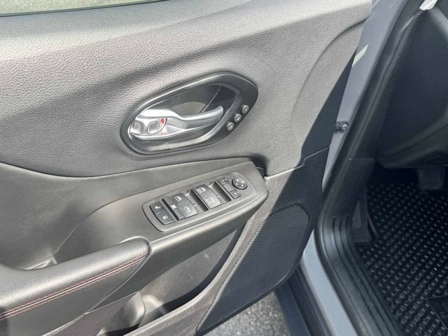 2023 Jeep Cherokee Trailhawk