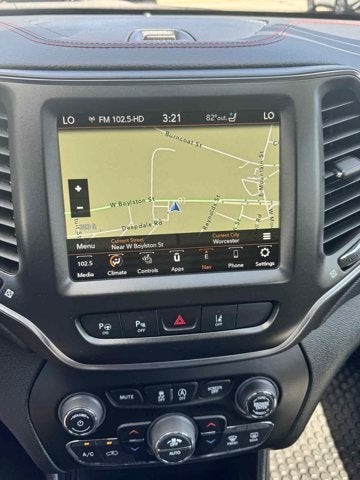 2023 Jeep Cherokee Trailhawk