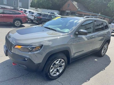 2023 Jeep Cherokee Trailhawk