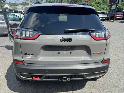 2023 Jeep Cherokee Trailhawk