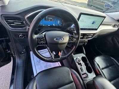 2025 Ford Escape Platinum