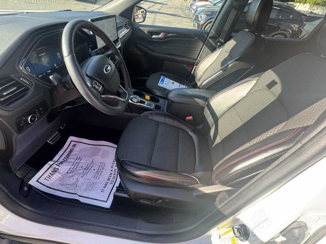 2023 Ford Escape ST-Line Elite