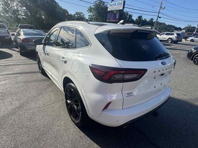 2023 Ford Escape ST-Line Elite