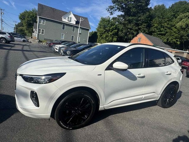 2023 Ford Escape ST-Line Elite