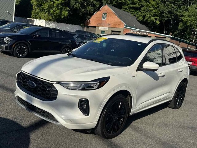 2023 Ford Escape ST-Line Elite