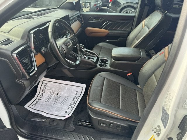 2024 GMC Canyon 4WD AT4