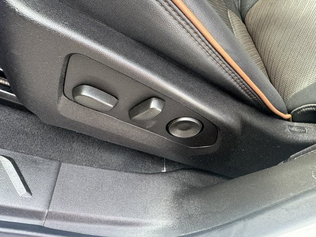 2024 GMC Canyon 4WD AT4