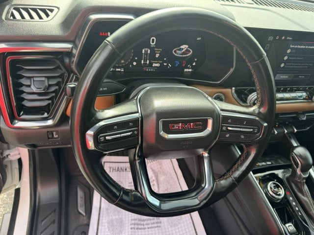 2024 GMC Canyon 4WD AT4