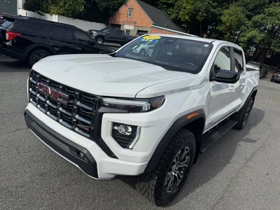 2024 GMC Canyon 4WD AT4