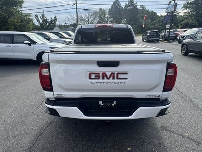 2024 GMC Canyon 4WD AT4