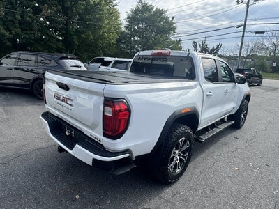 2024 GMC Canyon 4WD AT4