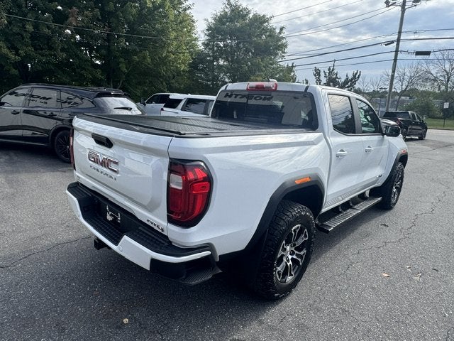 2024 GMC Canyon 4WD AT4