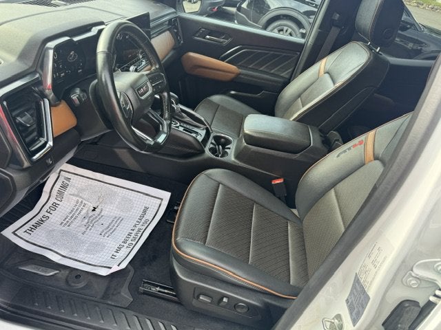 2024 GMC Canyon 4WD AT4