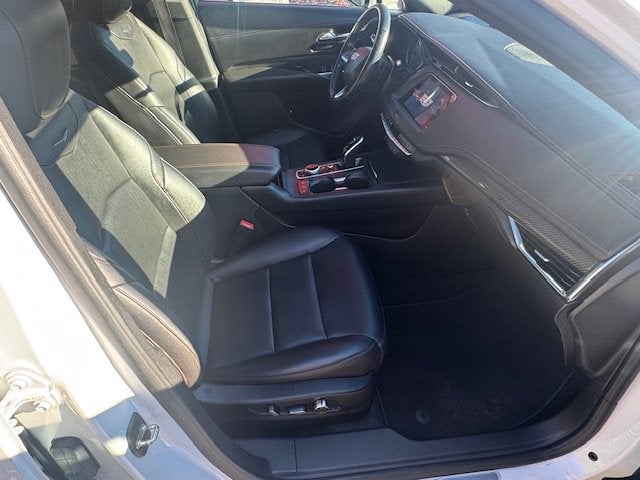 2021 Cadillac XT4 AWD Sport