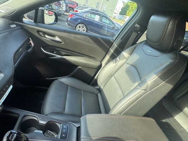 2023 Cadillac XT4 AWD Sport