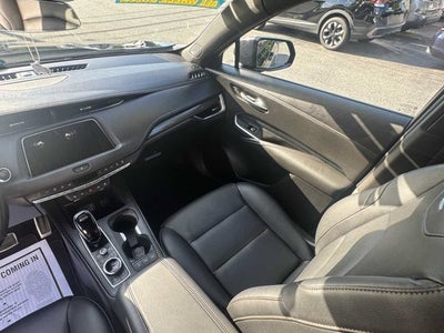 2023 Cadillac XT4 AWD Sport