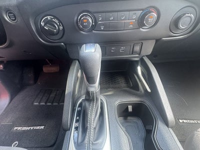 2024 Nissan Frontier SV
