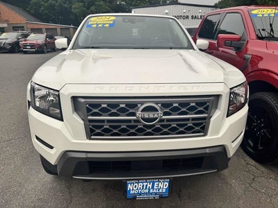 2024 Nissan Frontier SV