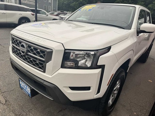 2024 Nissan Frontier SV