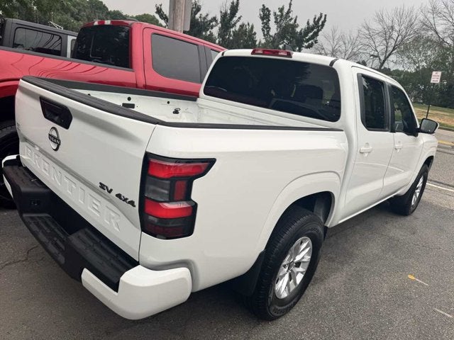 2024 Nissan Frontier SV