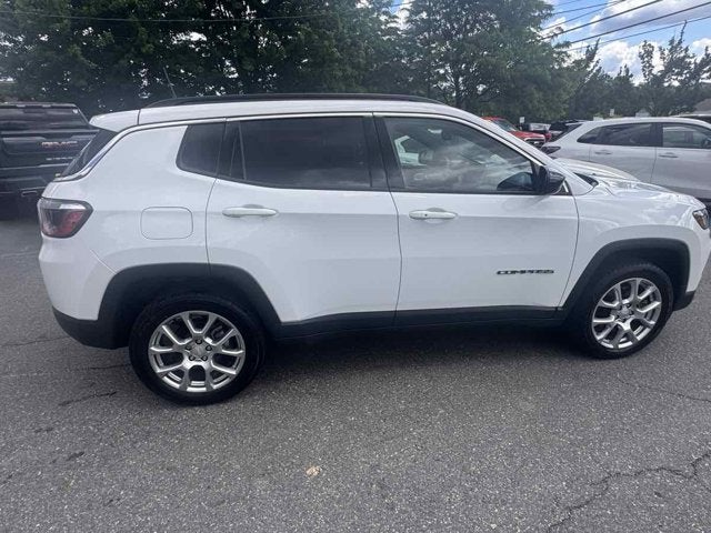 2023 Jeep Compass Latitude Lux