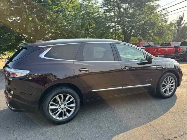 2022 Buick Enclave Avenir