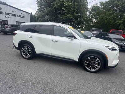 2023 INFINITI QX60 LUXE