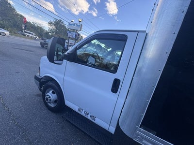 2021 GMC Savana Commercial Cutaway Van 177"