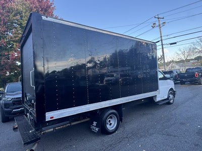 2021 GMC Savana Commercial Cutaway Van 177"