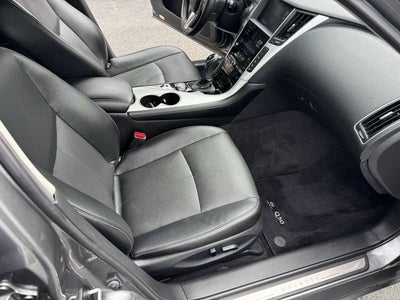 2024 INFINITI Q50 LUXE
