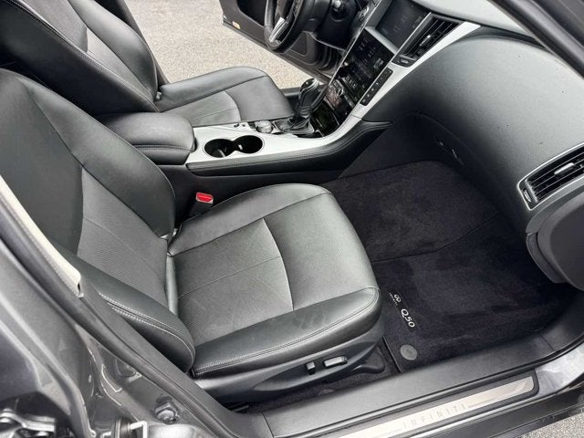 2024 INFINITI Q50 LUXE